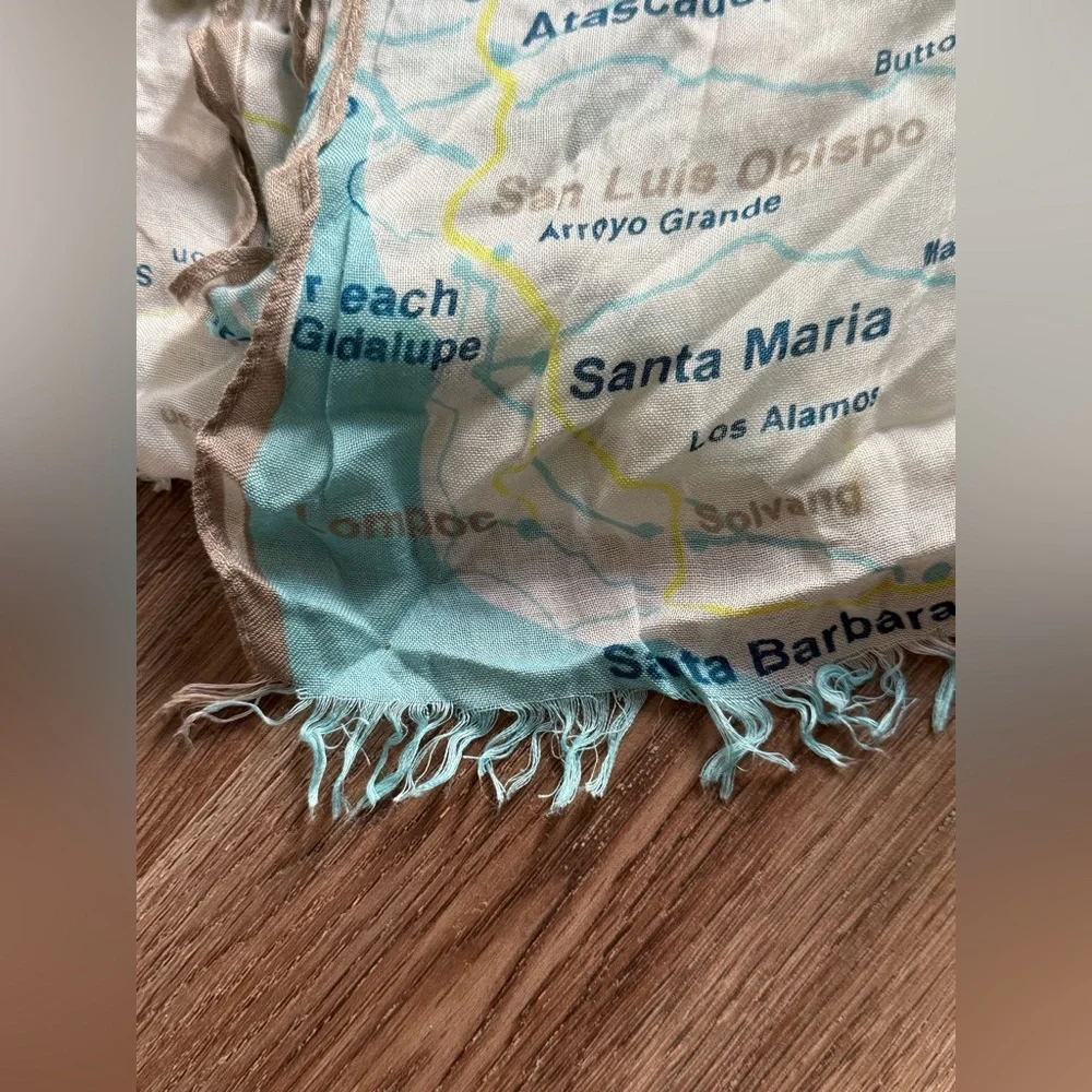 NWT Kate Spade Scarf West Coast Map